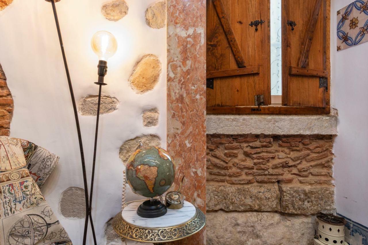 Romantic Medieval Apartment Lisbon Luaran gambar